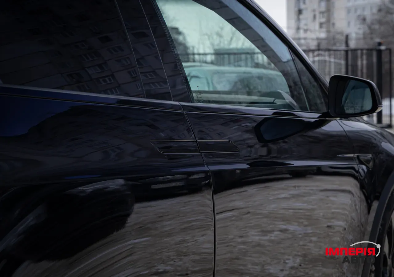 Tesla Model X - фото 24