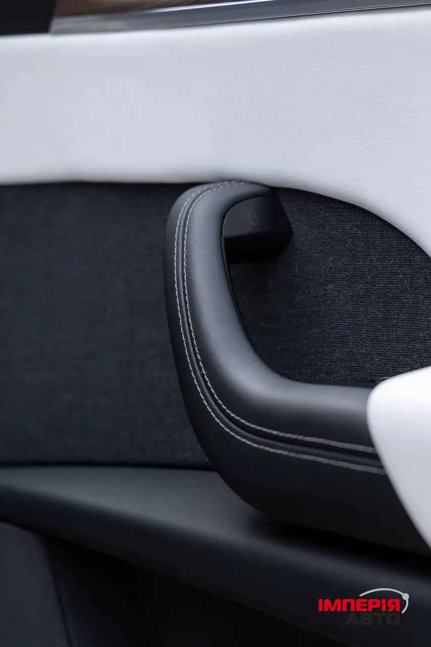 Tesla Model X - фото 62