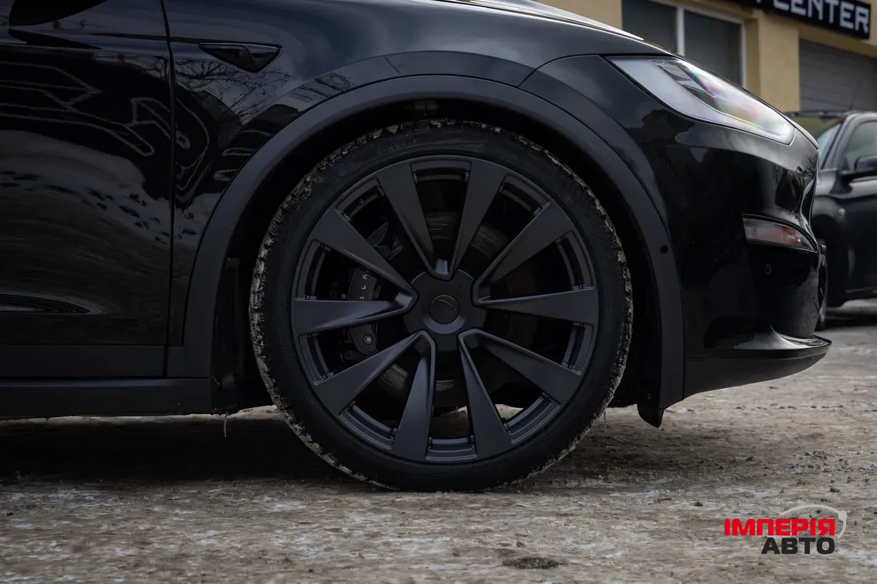 Tesla Model X - фото 12