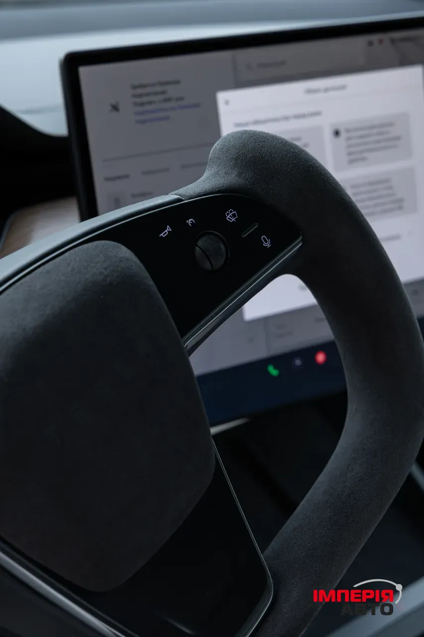 Tesla Model X - фото 40