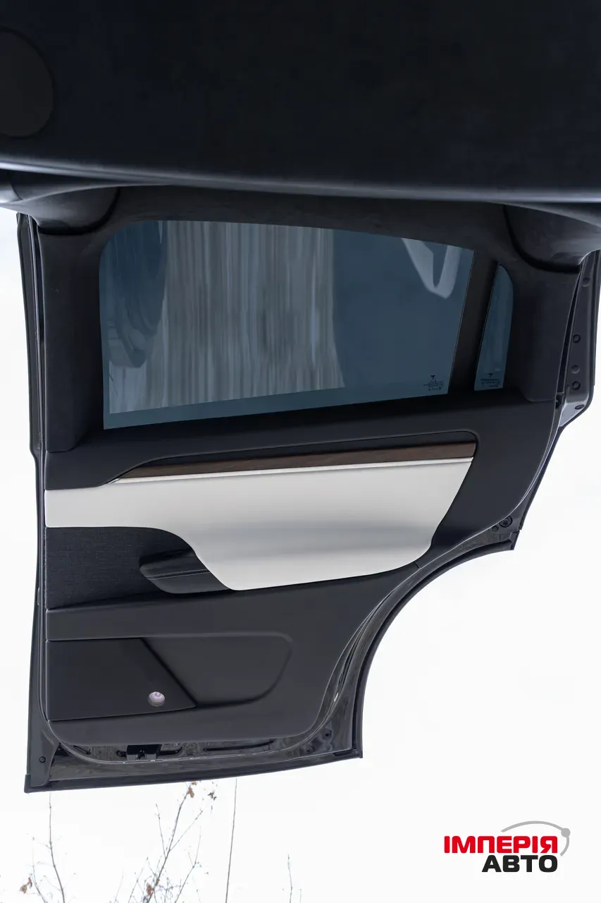 Tesla Model X - фото 87