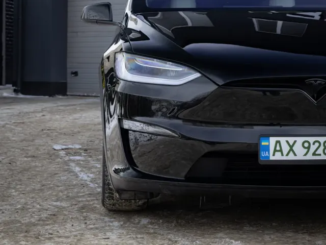 Tesla Model X - фото 5
