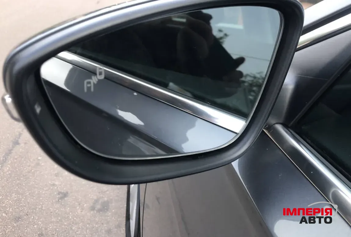 Volkswagen Passat - фото 7