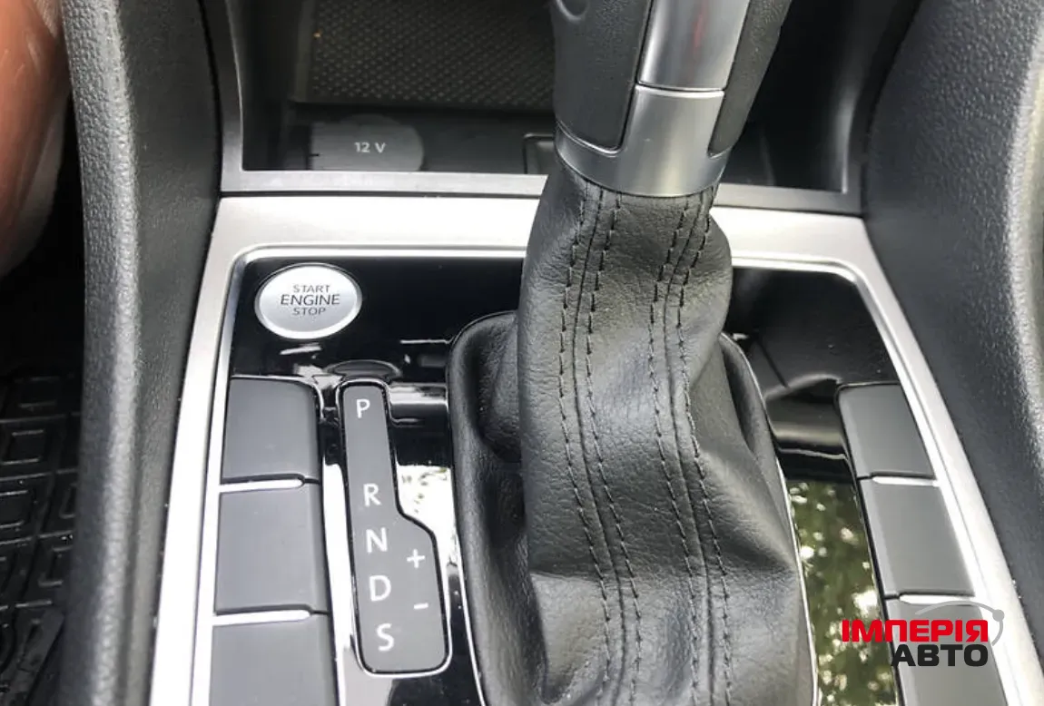 Volkswagen Passat - фото 18