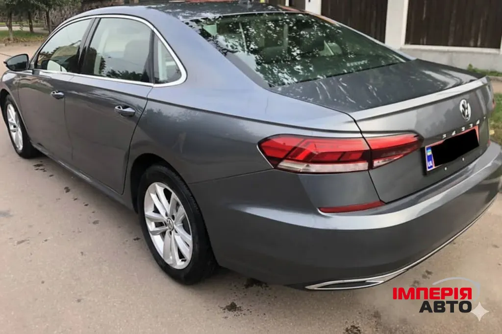 Volkswagen Passat - фото 2