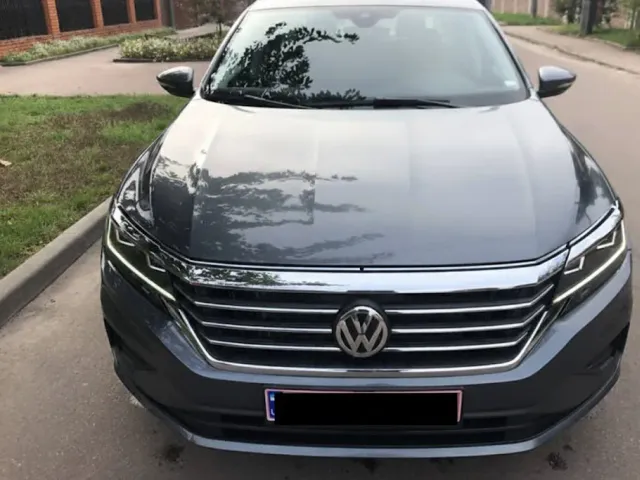 Volkswagen Passat - фото 1