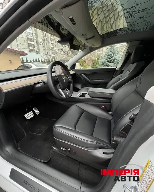 Tesla Model Y - фото 3