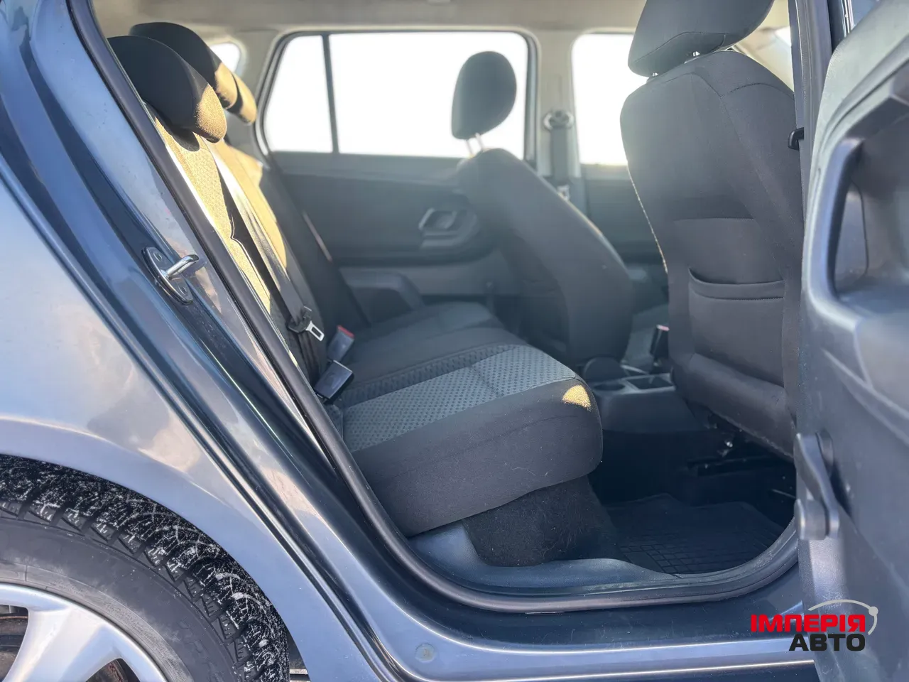 Skoda Fabia - фото 11