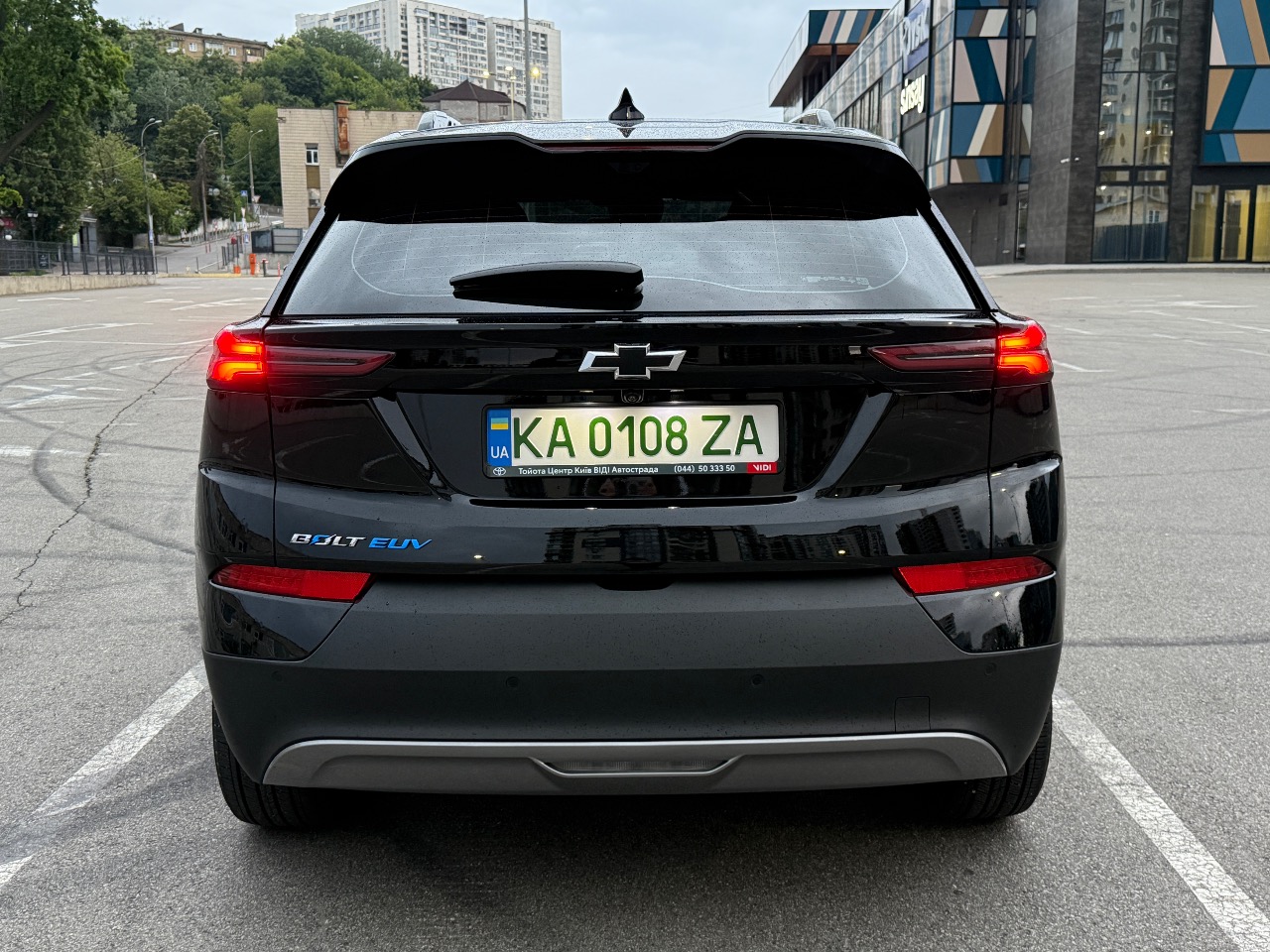 Chevrolet Bolt EUV - фото 4