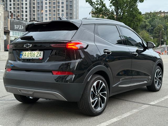 Chevrolet Bolt EUV - фото 2