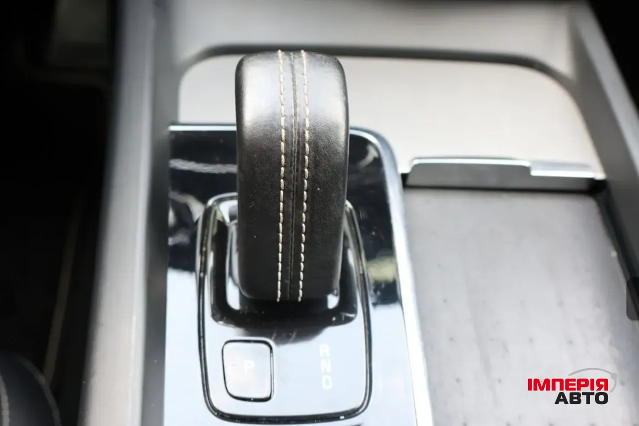 Volvo XC60 - фото 15