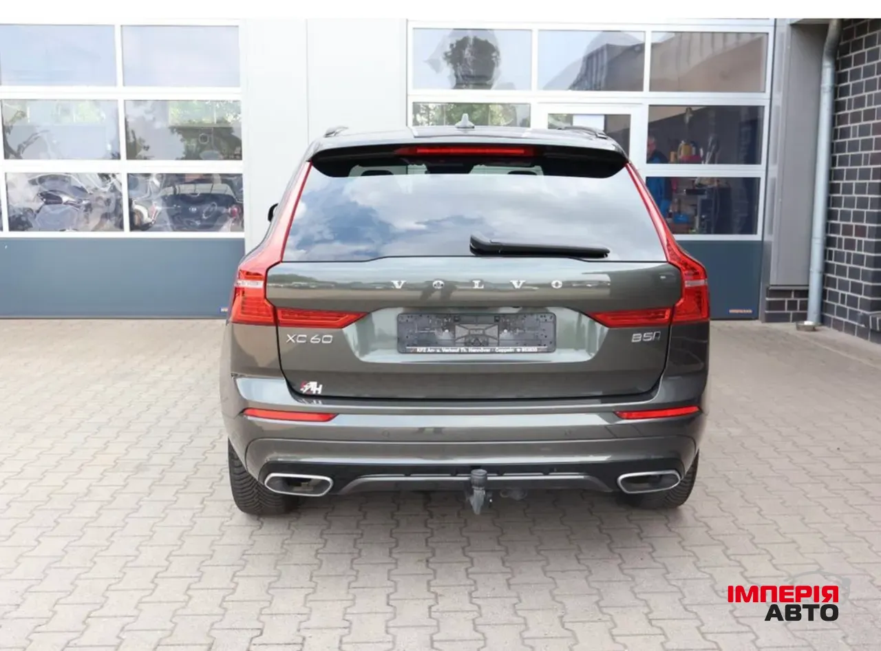 Volvo XC60 - фото 7