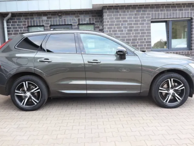 Volvo XC60 - фото 4