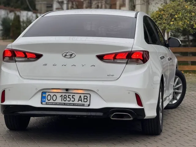 Hyundai Sonata - фото 4