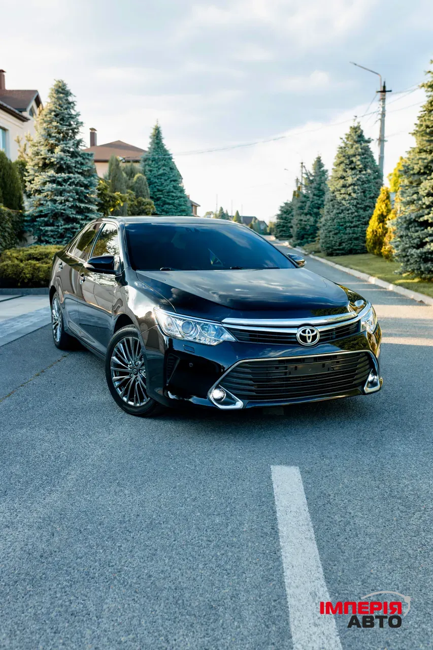 Toyota Camry - фото 6