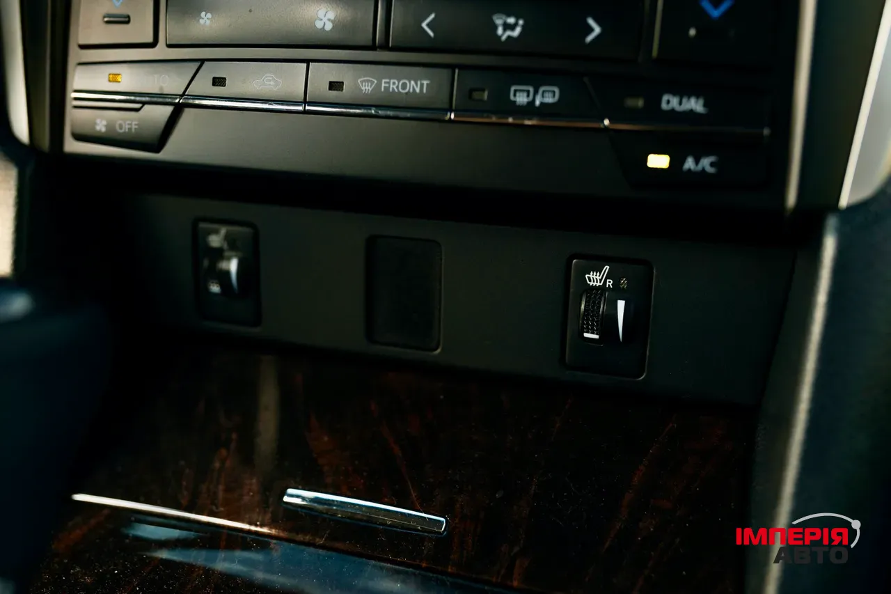 Toyota Camry - фото 25