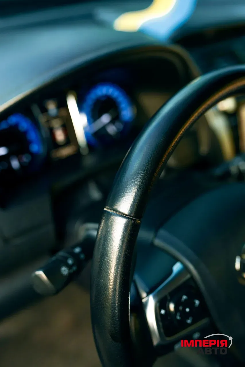 Toyota Camry - фото 18