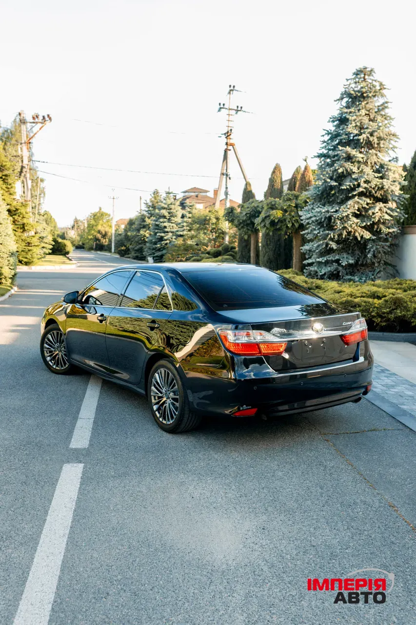 Toyota Camry - фото 12