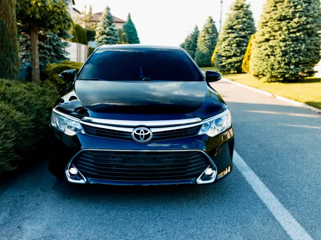 Toyota Camry - фото 5