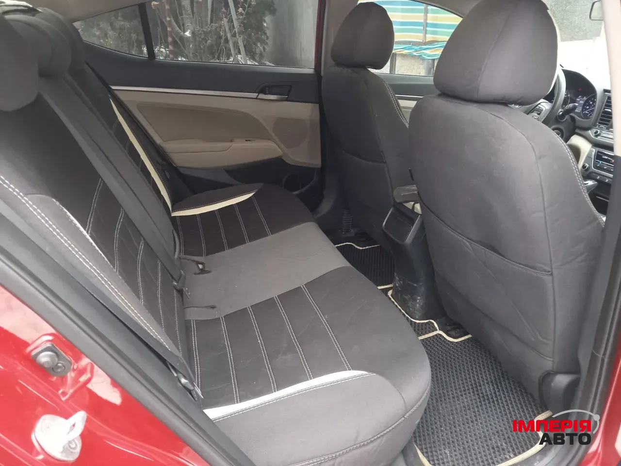 Hyundai Elantra - фото 6