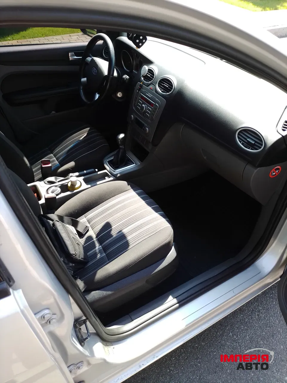 Ford Focus - фото 6