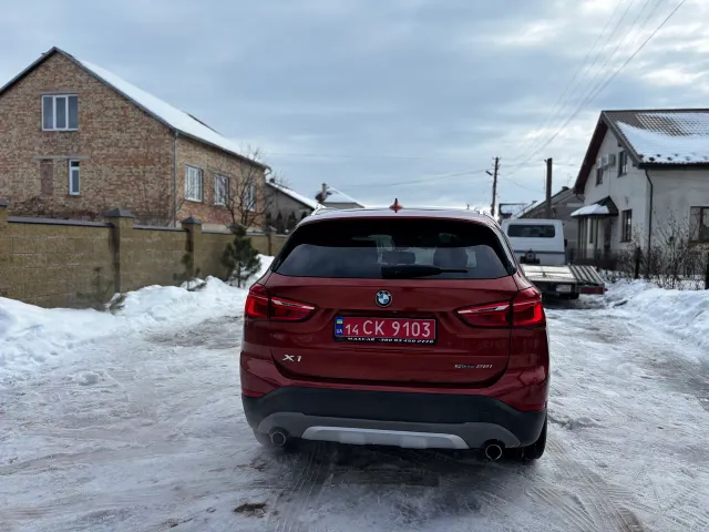 BMW X1 - фото 5
