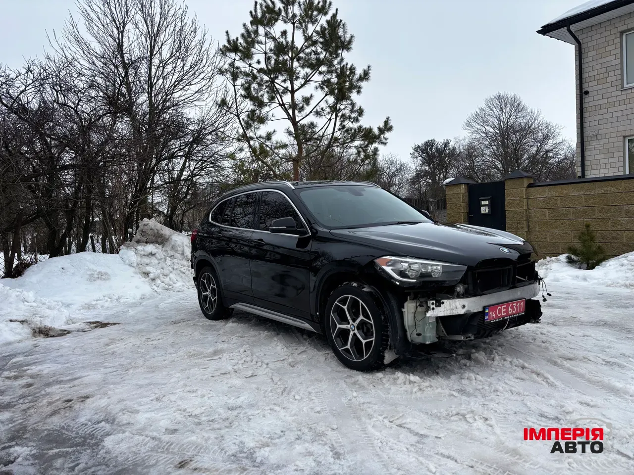 BMW X1 - фото 1