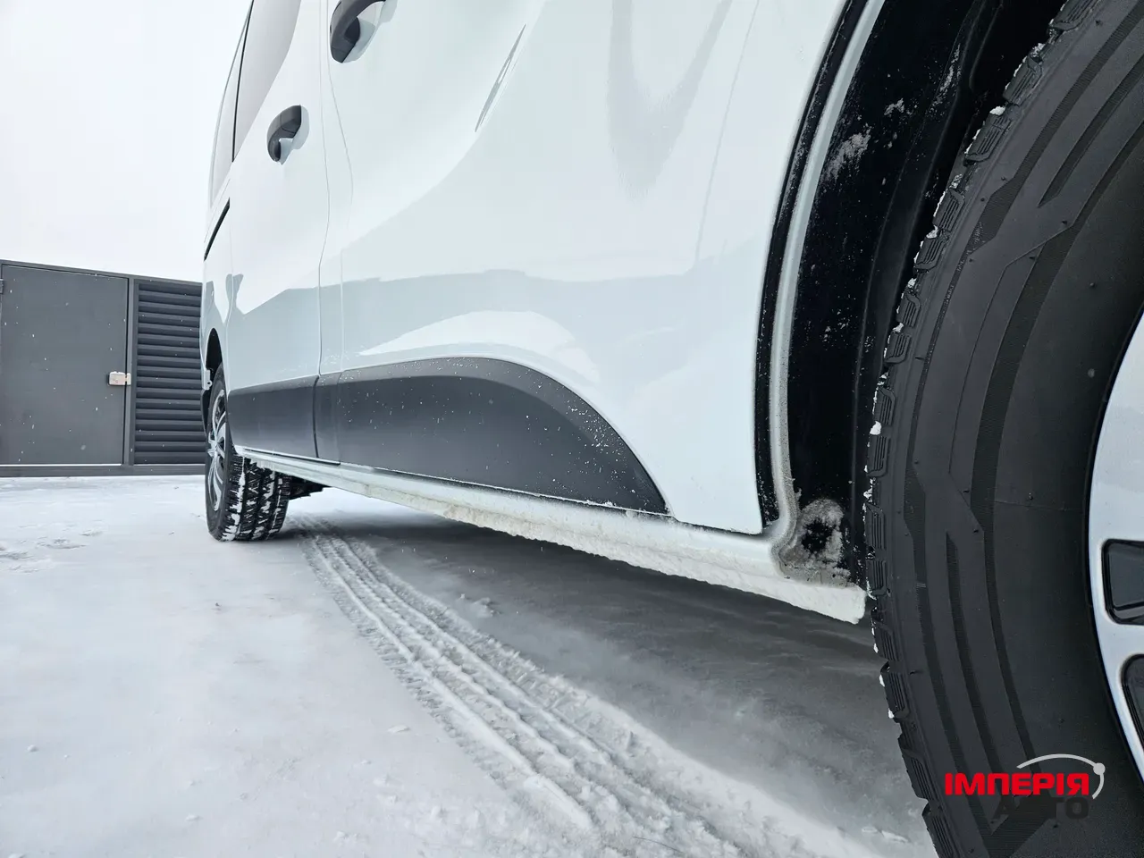 Renault Trafic - фото 21