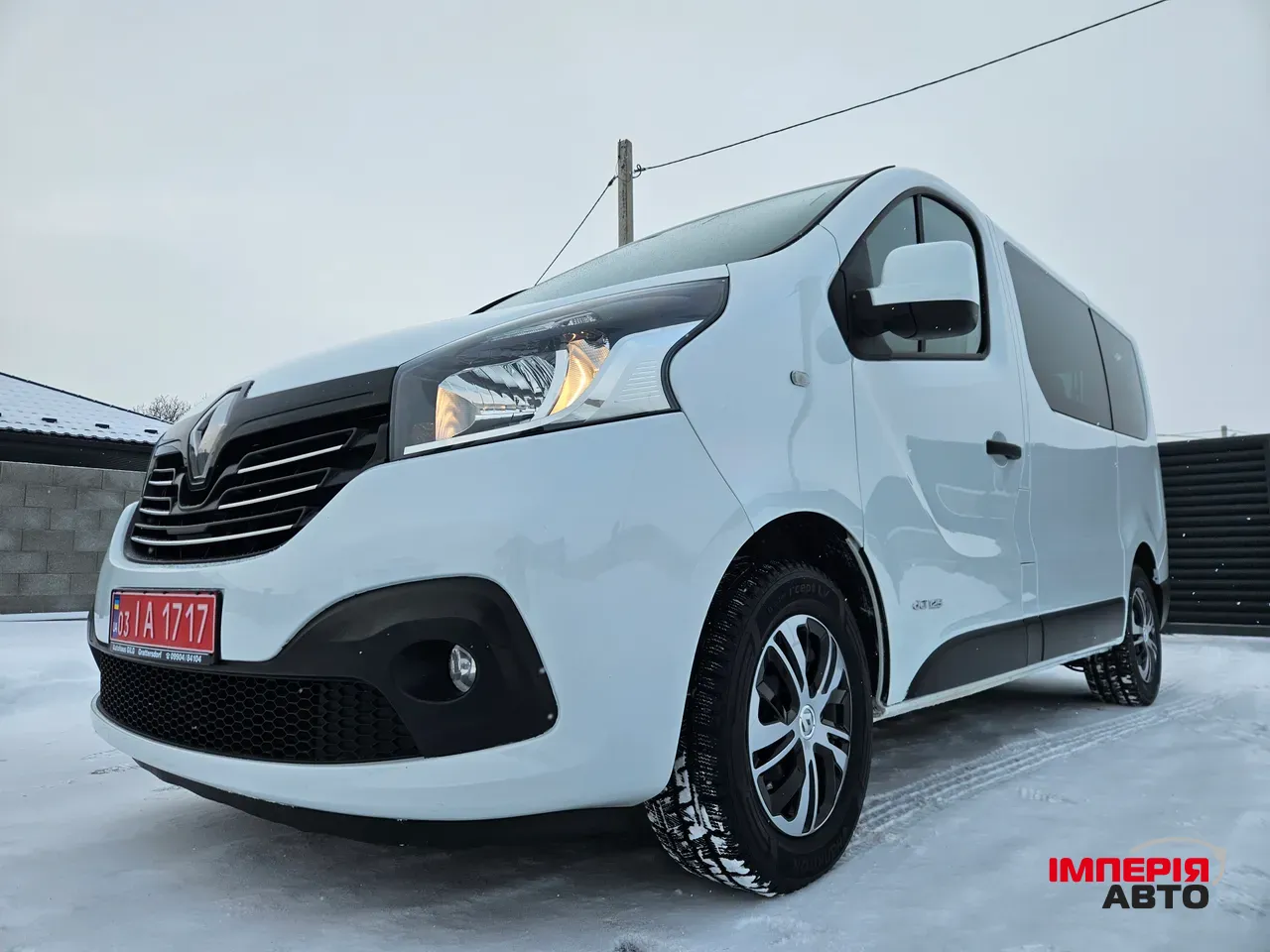 Renault Trafic - фото 9