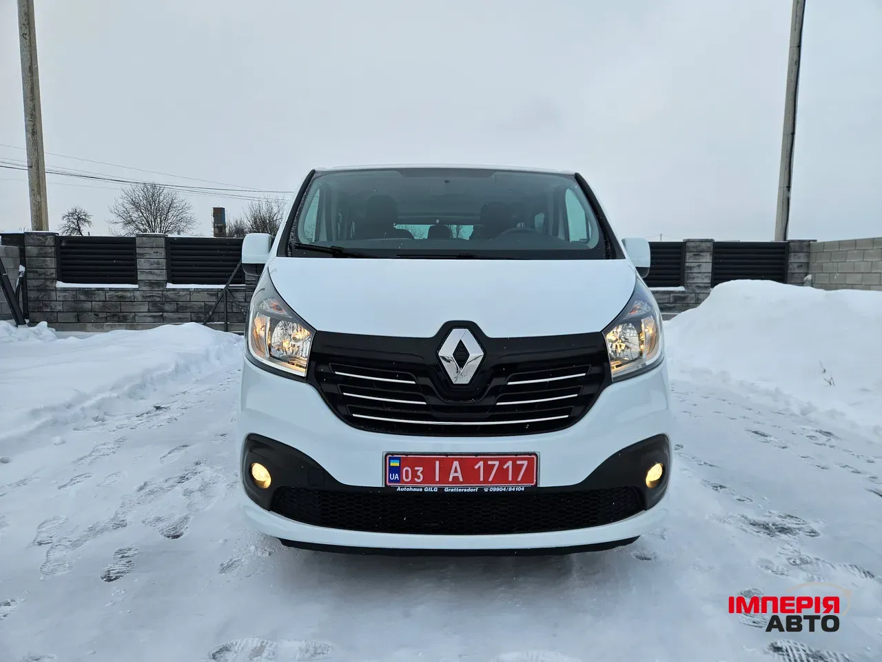 Renault Trafic - фото 19