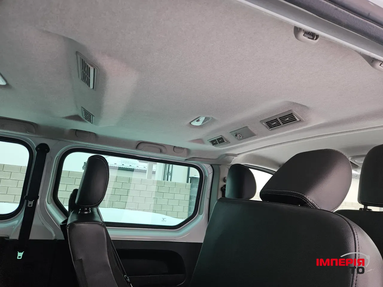 Renault Trafic - фото 38