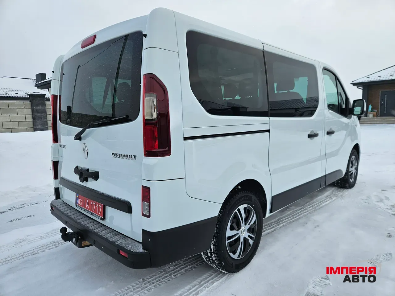 Renault Trafic - фото 4