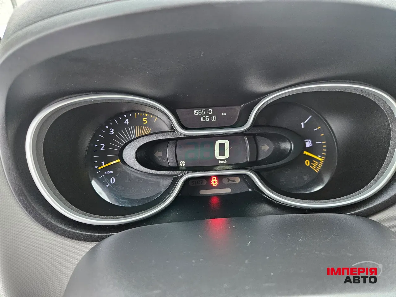 Renault Trafic - фото 31