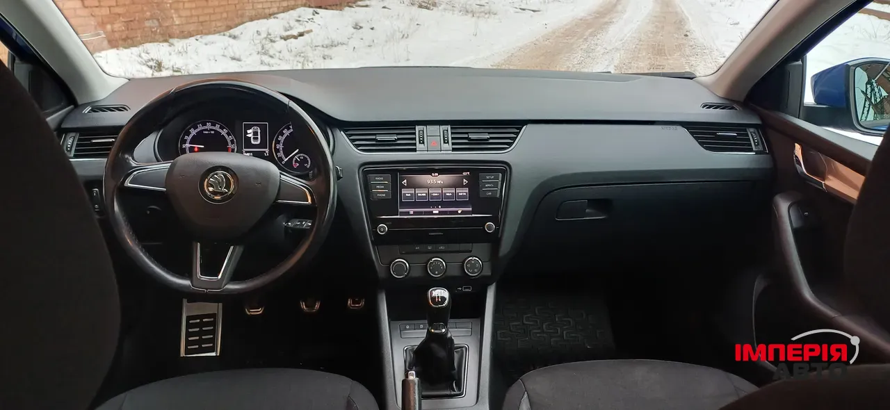 Skoda Octavia - фото 3