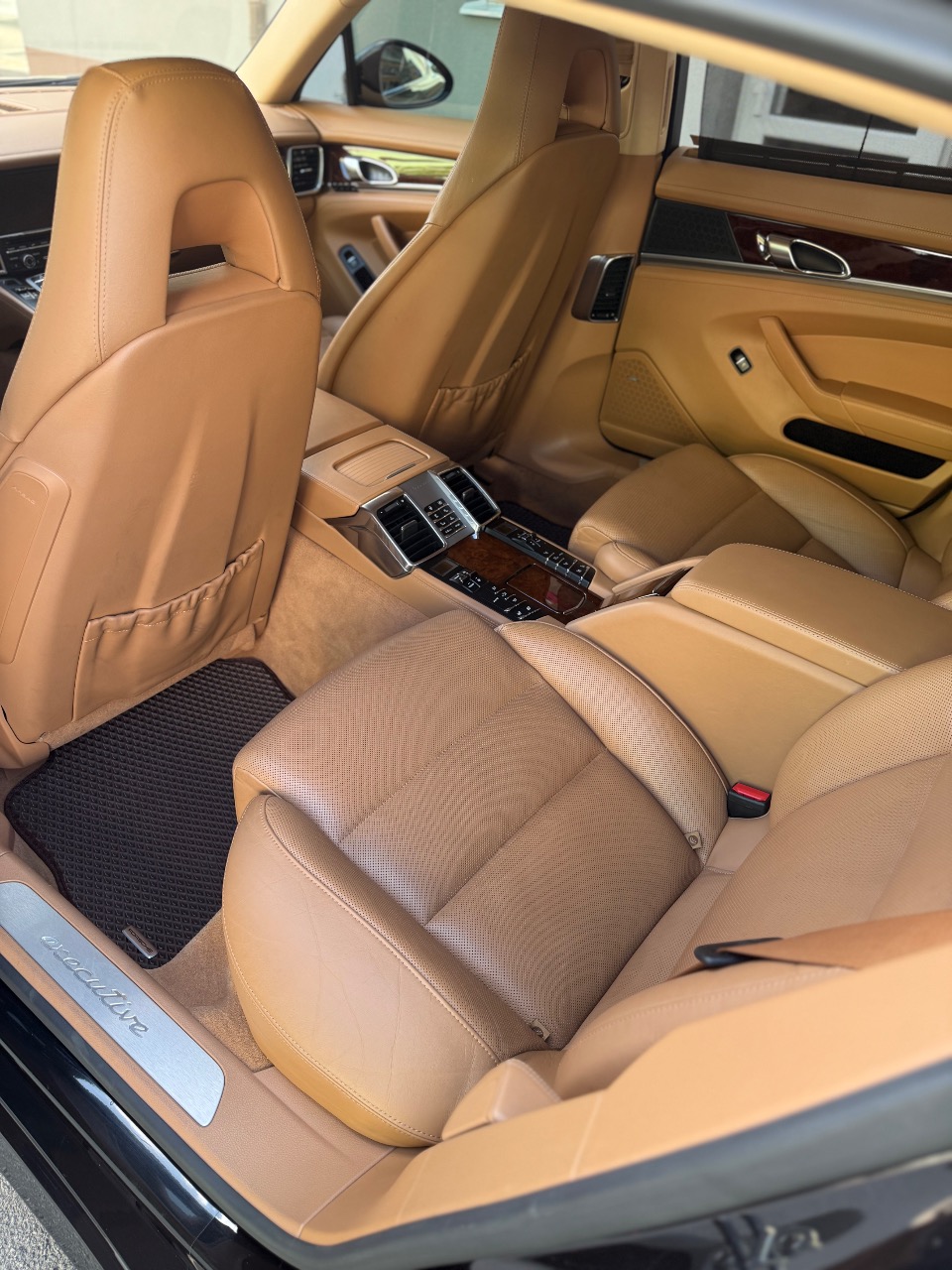 Porsche Panamera - фото 23