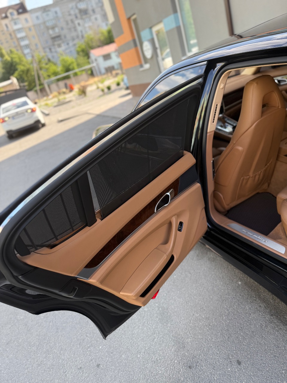 Porsche Panamera - фото 21