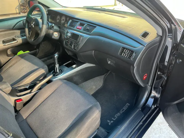 Mitsubishi Lancer - фото 5