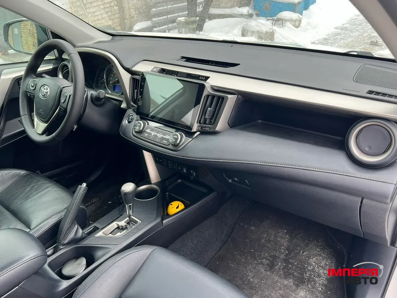 Toyota RAV4 - фото 11