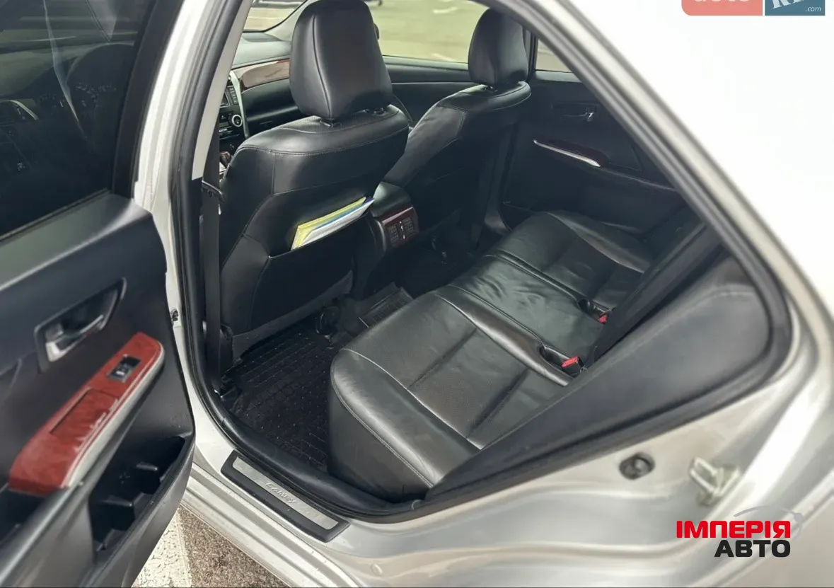 Toyota Camry - фото 10