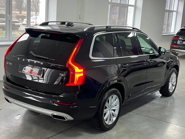 Volvo XC90 - фото 4