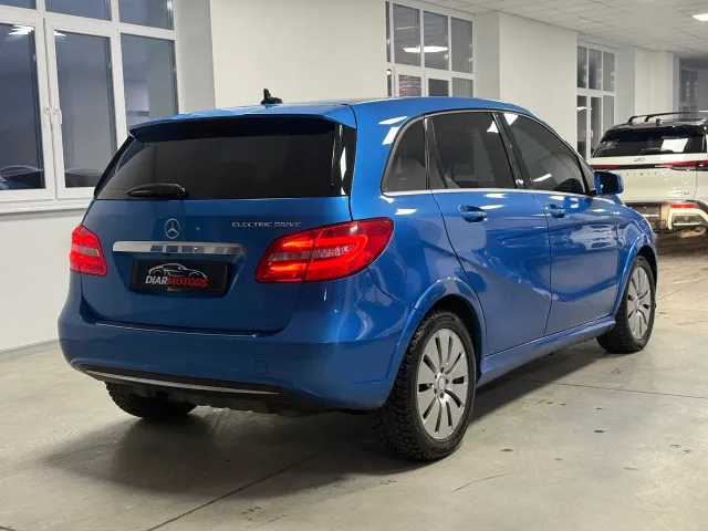 Mercedes-Benz B-Класс - фото 2