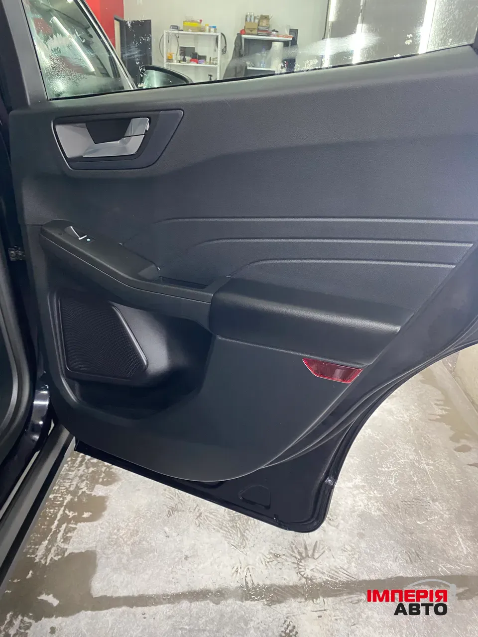 Ford Escape - фото 10