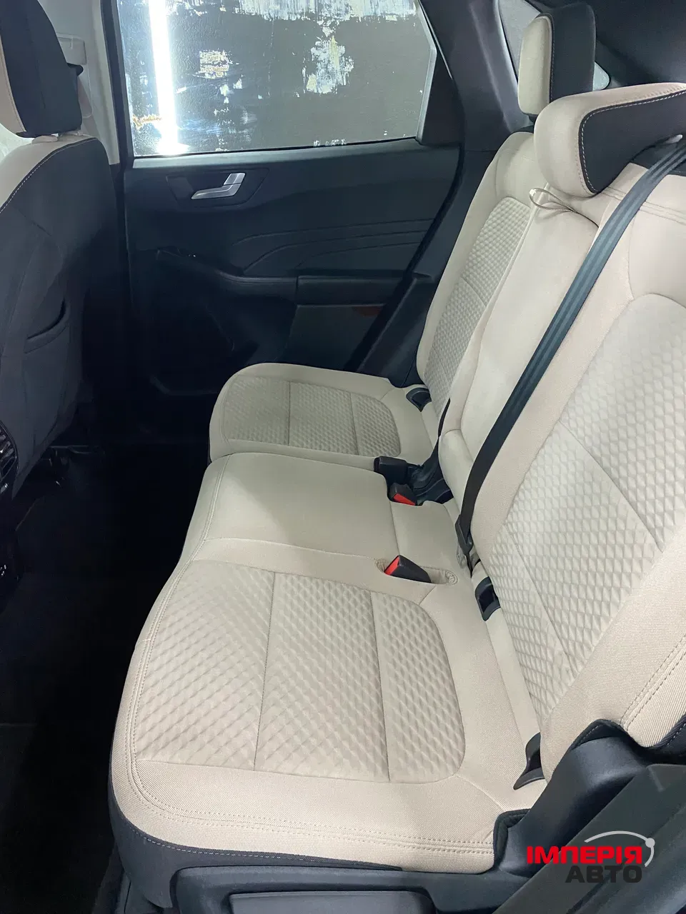 Ford Escape - фото 9