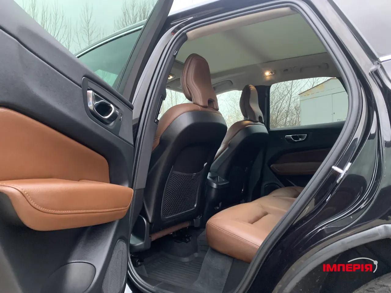 Volvo XC60 - фото 21