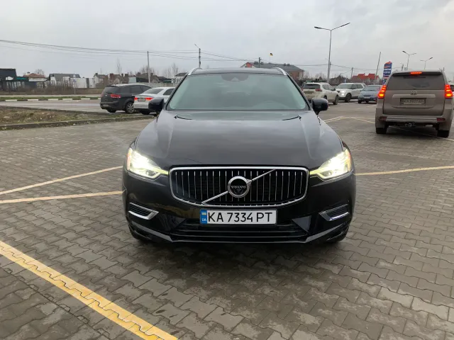 Volvo XC60 - фото 2