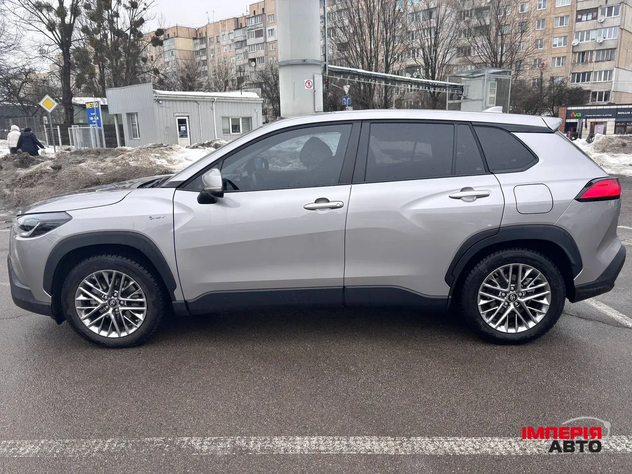 Toyota Corolla Cross - фото 12