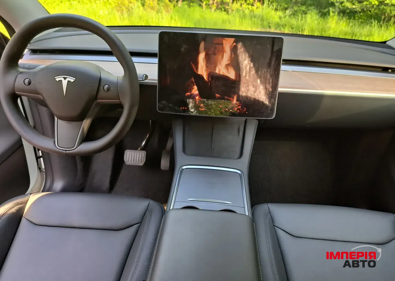 Tesla Model Y - фото 7