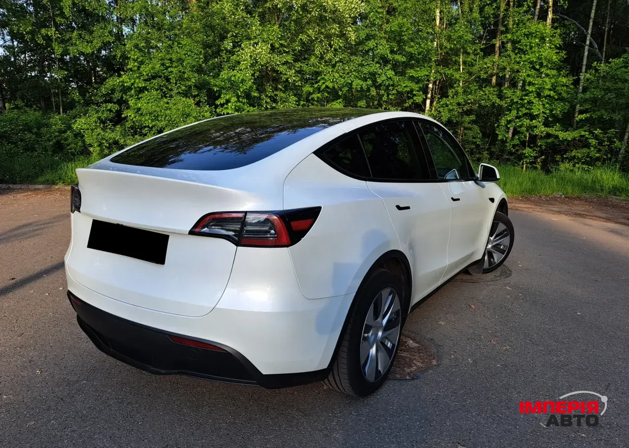 Tesla Model Y - фото 2