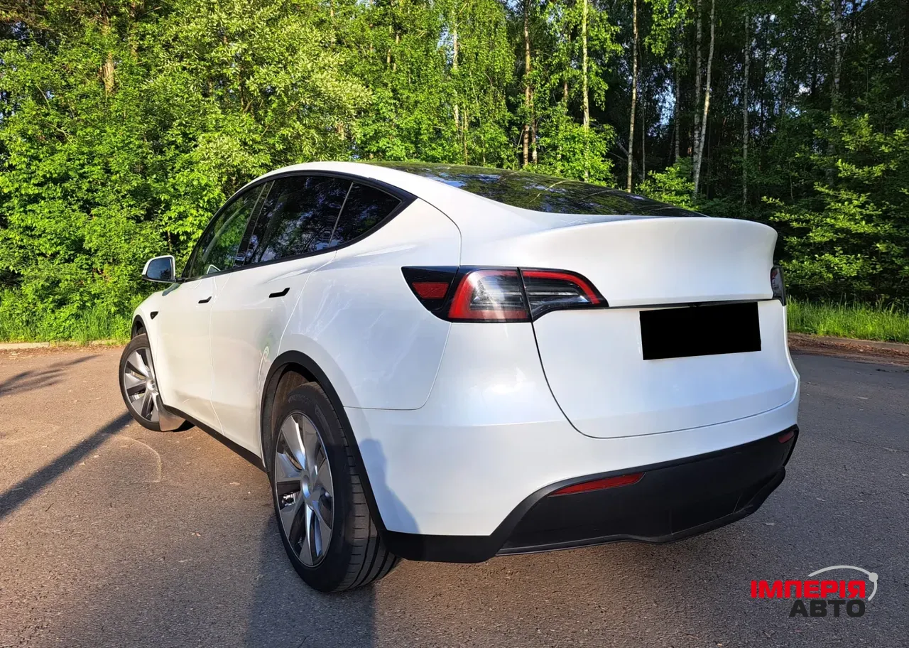 Tesla Model Y - фото 4