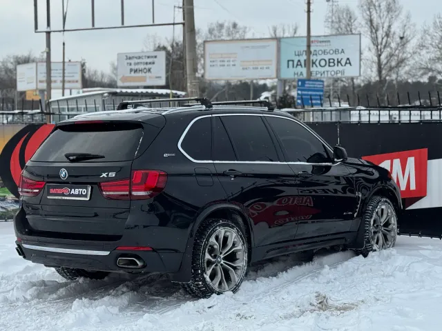 BMW X5 - фото 5